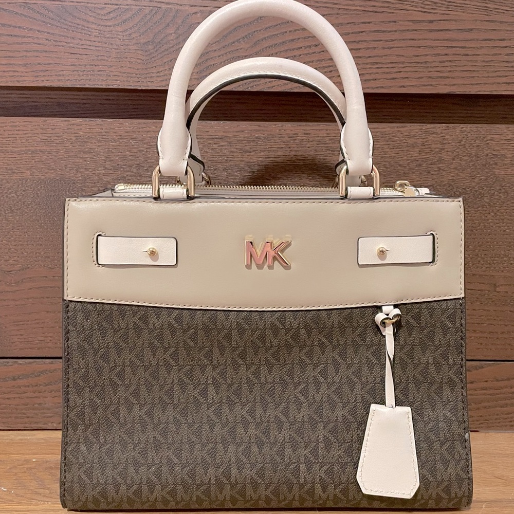 Michael Kors Handbag. Never Used. Logo brown and tan